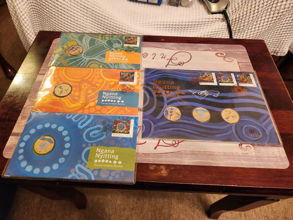 Moneda de 3 PNC 2025 $1 ●Ngana Nyitting● Edición LTD●Firmada por Kevin Bynder y 3 PNC Foto 2 de 4