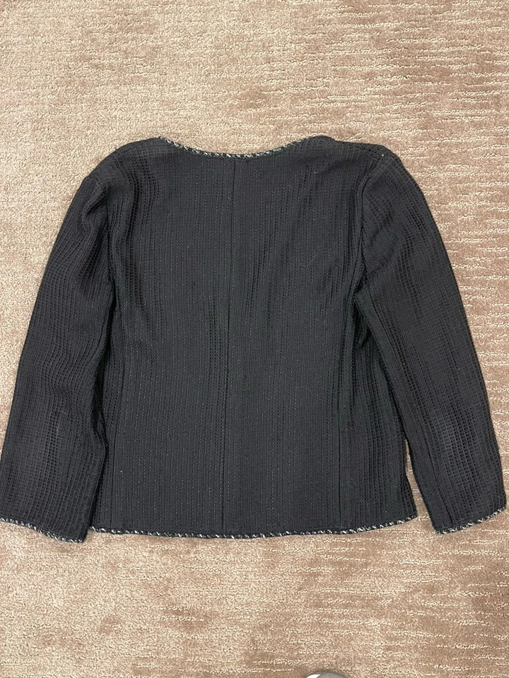 Auténtica chaqueta corta vintage CHANEL Paris, negra, talla 40 Foto 3 de 4