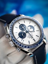 New 2025 Omega Speedmaster Silver Snoopy Award 50th Anniversary Complete Box Set 9