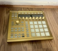 Native Instruments MASCHINE MK2 Vintage Gold Edition - NO SOFTWARE