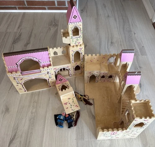 Melissa & Doug Folding Princess Castle Vintage