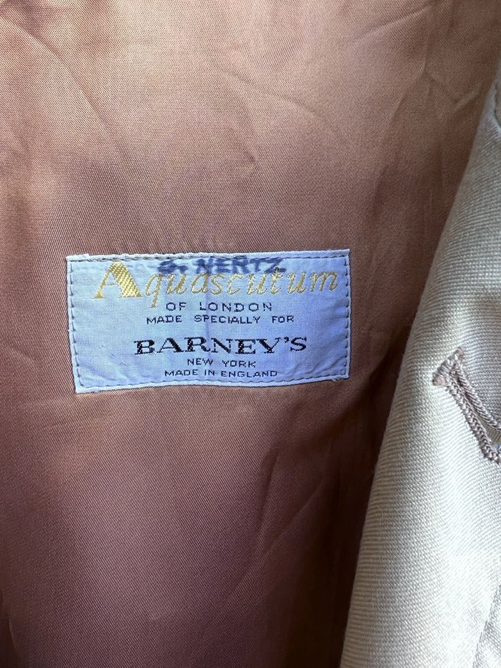 Gabardina vintage de longitud completa para hombre Aquascutum of London caqui ver medida Foto 3 de 4