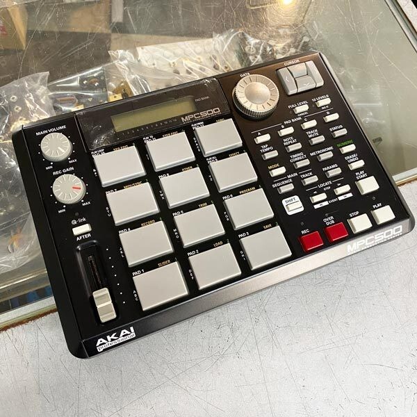 AKAI MPC500 sampling machine Akai Professional with user's manual Box AC  adapter