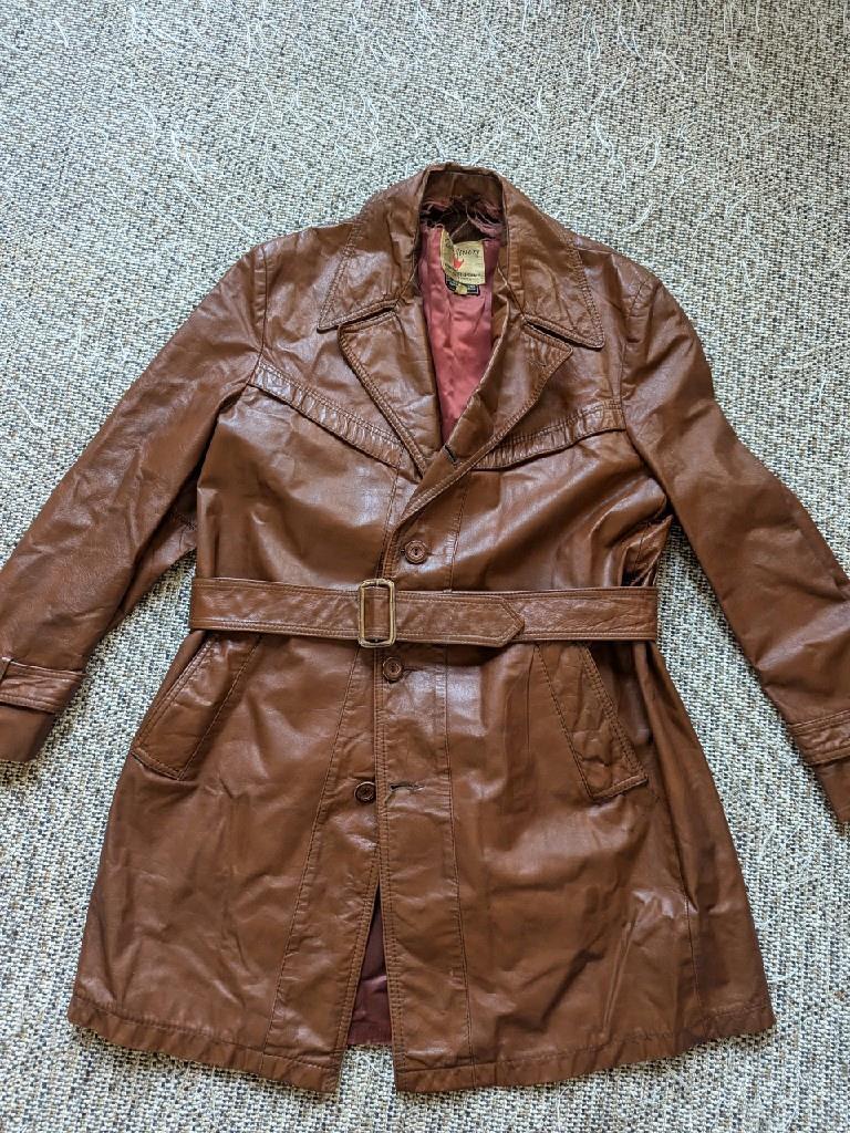 vintage TRENCH COAT leather BELTED brown 42 broke-in PATINA