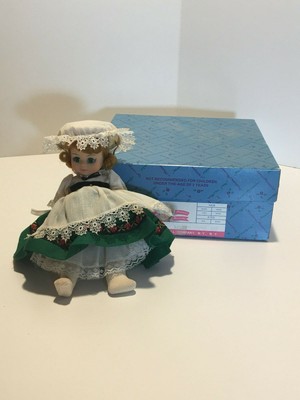 madame alexander miniature showcase