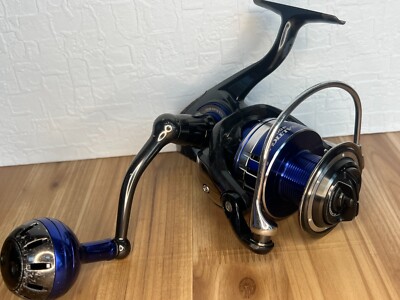 DAIWA　15　ソルティガ 4500H Daiwa 15 Saltiga 4500H Spinning Reel 5.7:1 Jigging Big Fishing
