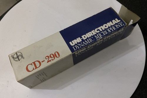 Vintage CD-290 Waltham Uni-Directional Microphone Gold Colour Karoke Boxed - Picture 3 of 8
