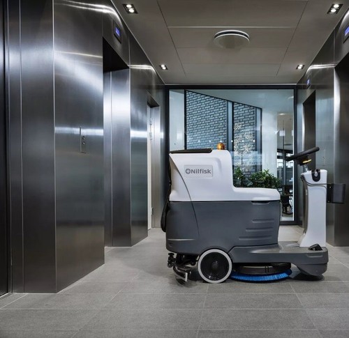 5711145368713 Automatische Scheuersaugmaschine Nilfisk SC2000 53 B FULL PKG NILF - Bild 1 von 8