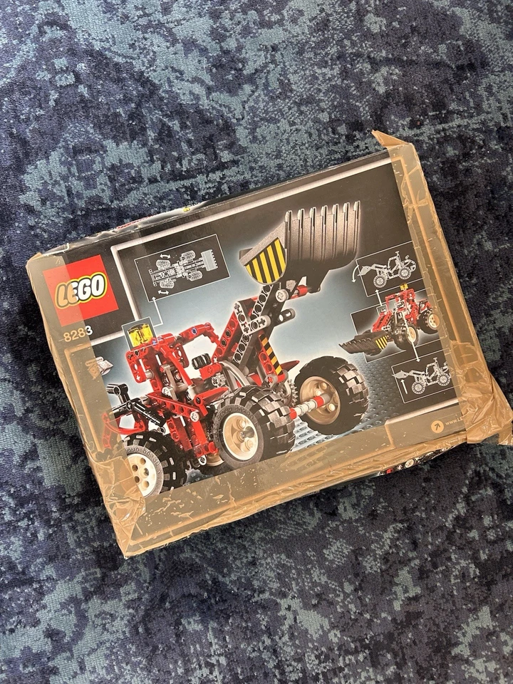 LEGO Technic 8283 Telehandler, photo 1 of 2