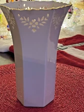 Lenox Retired Shelburne Pierced Vase 7.75" Tall with Gold Trim Unboxed