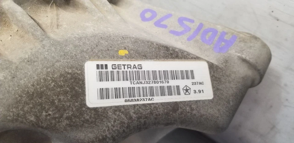 09 Dodge Challenger SRT 6.1L MT DIFERENCIAL TRASERO PORTADOR RELACIÓN 3.92 05038237AC Foto 4 de 4