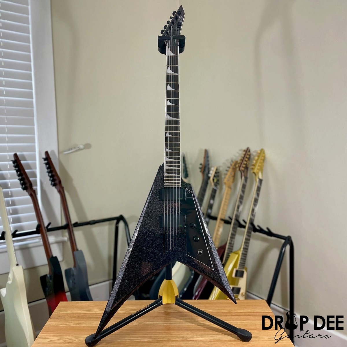ESP LTD Kirk Hammett Signature KH-V Electric Guitar w/ Case