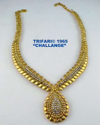 TRIFARI COLLIER ''CHALLENGE '' USA 1965
