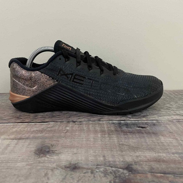 nike metcon 5 black rose gold