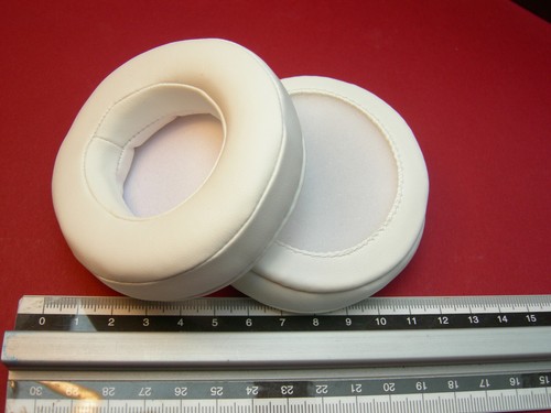 2 ear pads to fit WeSC white, super soft, sewn  - Picture 1 of 5