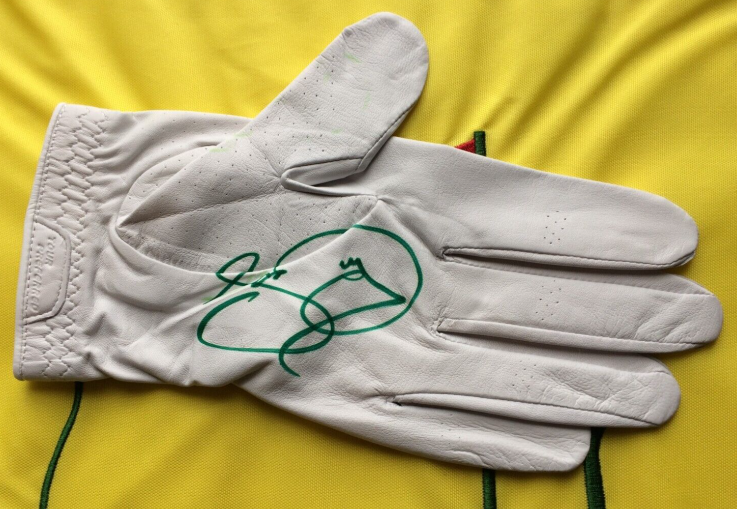 Jason Day Autographed Signed Taylor Made Tour Golf Glove Auto 2026 Masters Authentic JSA COA 