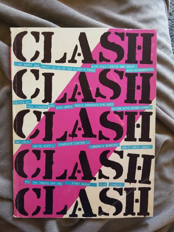 The Clash Songbook 1978 ISBN 0.86001-543.2