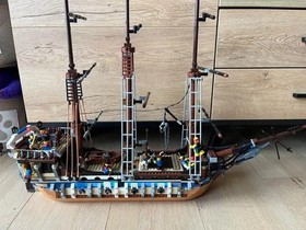 Imperial Flagship #10210 Building Blocks Set 1664 PCS