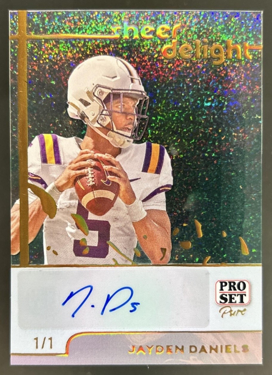 Jayden Daniels Leaf Pro Set Pure Sheer Delight Autographs #SDJD1 Shimless-Gold Spectrum 1/1