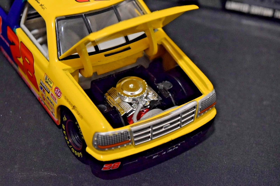 Racing Collectables Ernie Irvan #28 NAPA 1:24 Scale Truck Bank  1 of 7,500 - Image 2 of 4