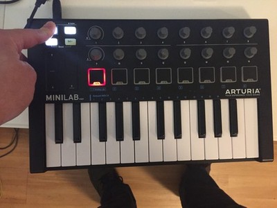 Arturia 230501 MiniLab MKII 25 Slim Keyboard Controller