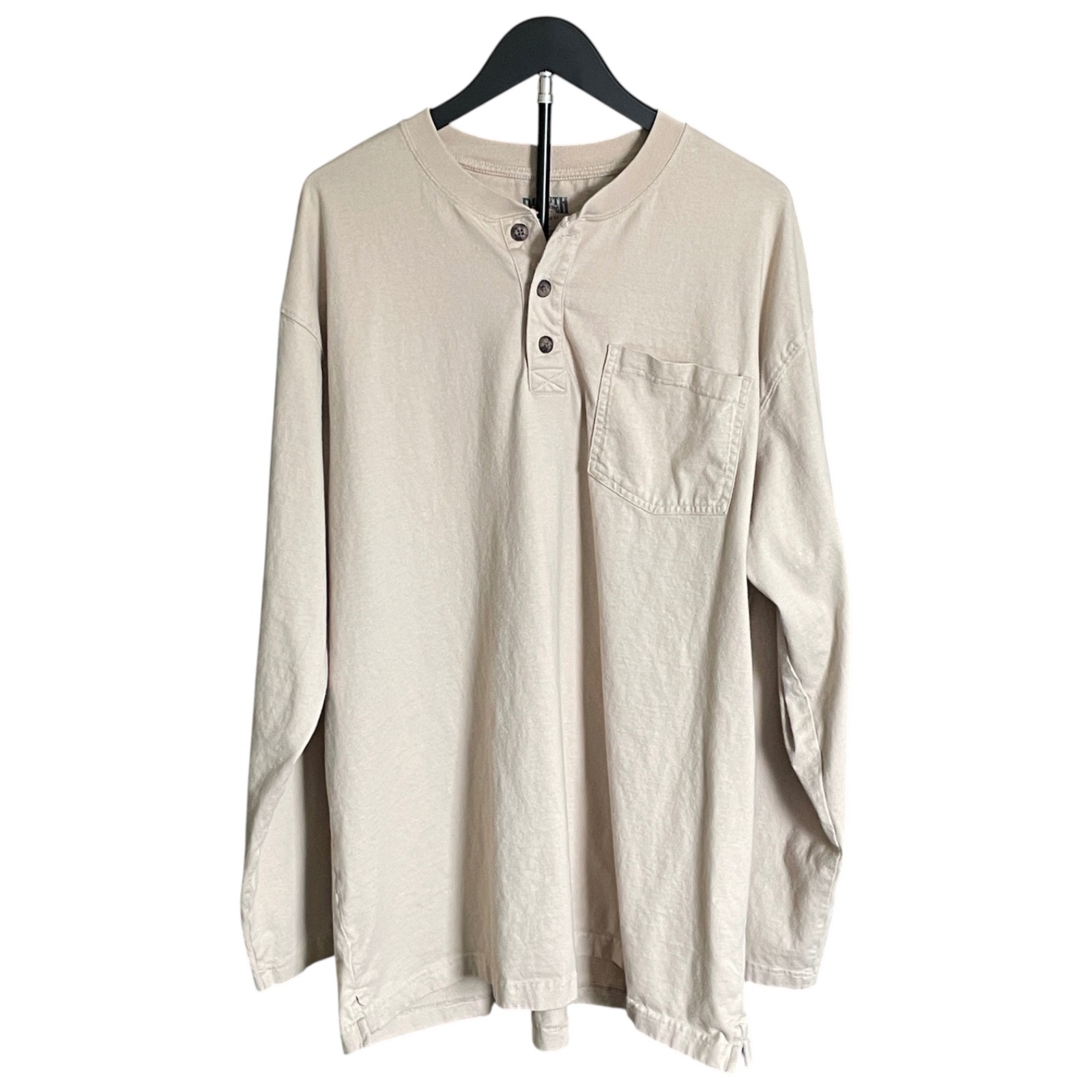 Duluth Trading Co Longtail T Mens XL Relaxed Fit Beige Henley Pocket Shirt CLEAN