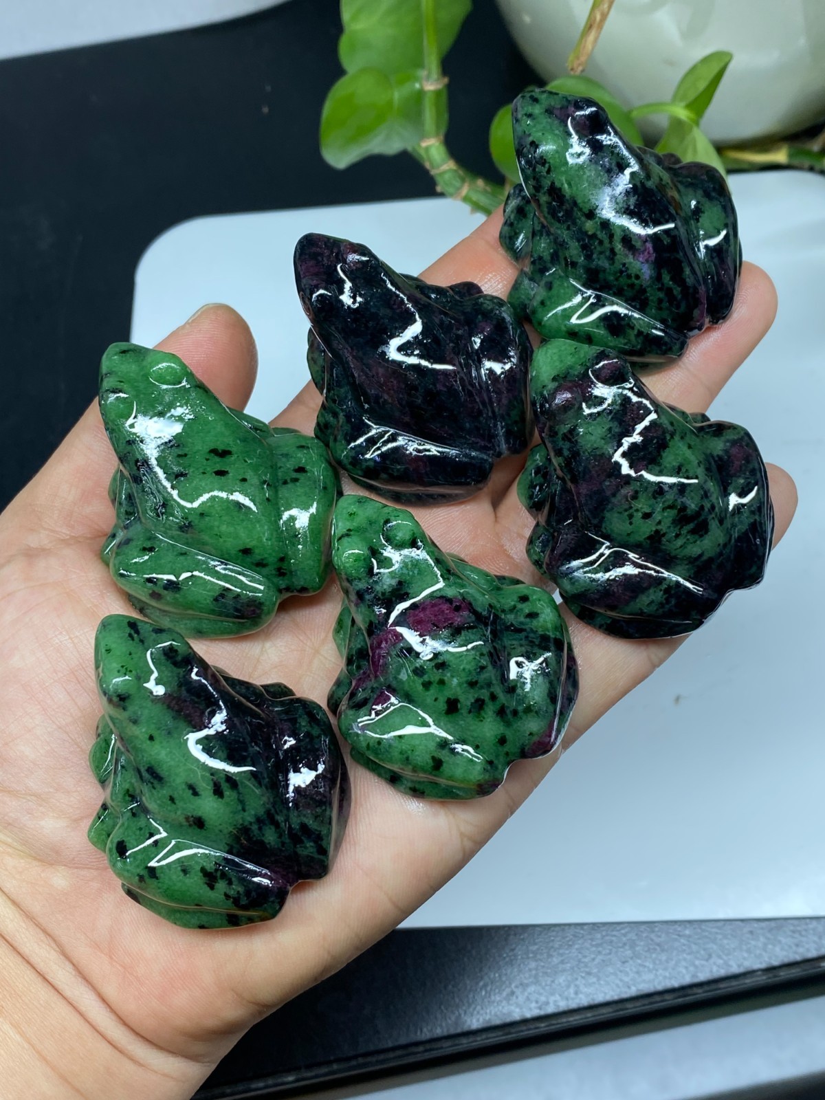1pc Natural zoisite Quartz Crystal hand Carved frog skull reiki healing gift