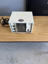 Living Air 880 Electronic Air Purification System Works Great