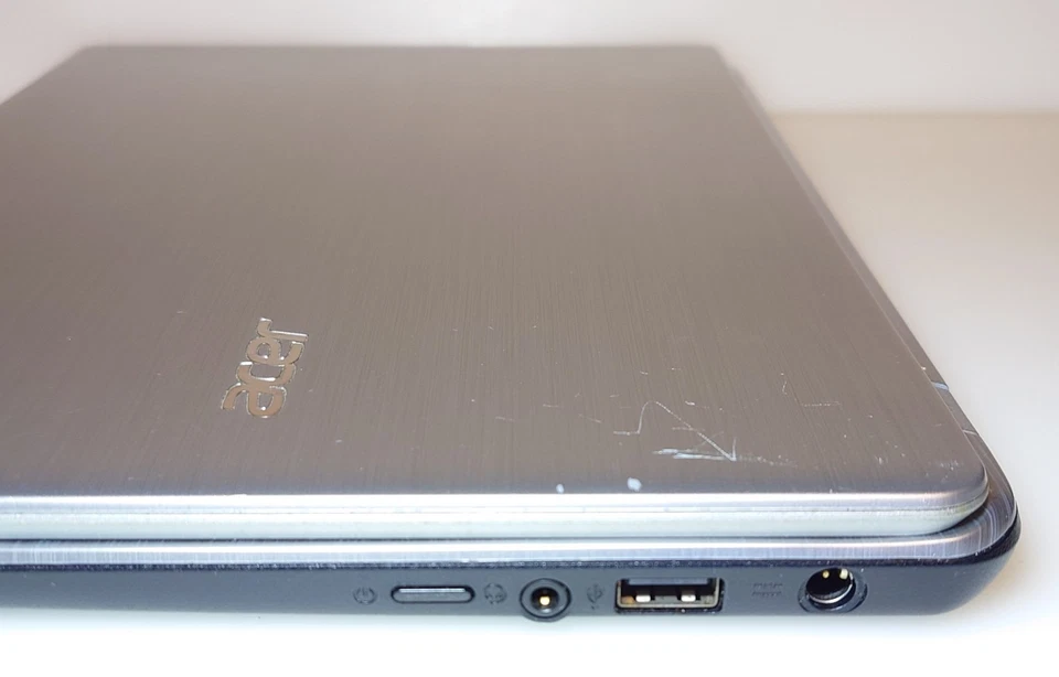 Acer Aspire V5-122P AMD A4 4GB RAM 500Gb HDD Windows 8 Touchscreen Silver Laptop - Image 4 of 4