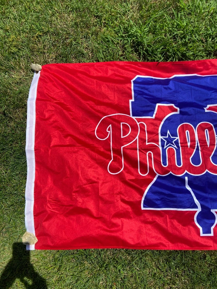 VINTAGE PHILADELPHIA PHILLIES 3'X5' RETRO LOGO HOUSE FLAG RICO INDUSTRIES BANNER - Image 2 of 4