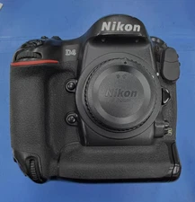 Nikon D4 16.2MP FX DSLR Camera Body 90%NEW