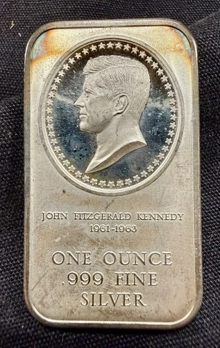 John Fitzgerald Kennedy  1961 - 1963  .999 Fine Silver 1  Ounce Bar Bullion