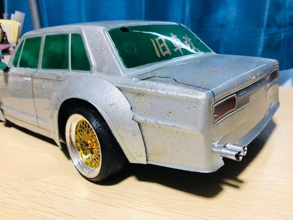 Tamiya RC auto solo carrozzeria GTR berlina argento scala 1/10 - Immagine 3 di 4