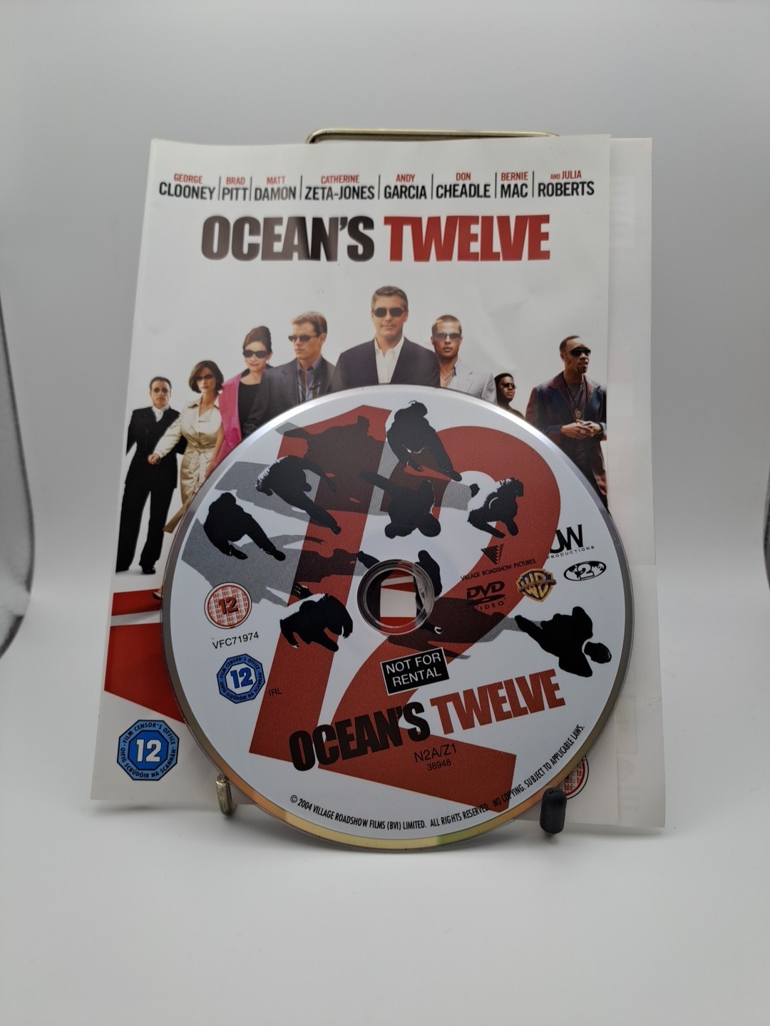 Ocean's Twelve (DVD, 2005) disc only please read