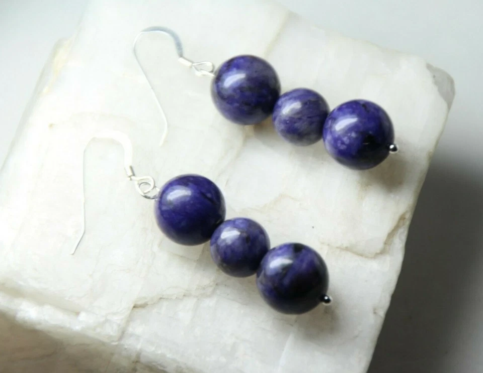 Pendientes de plata de ley 925 con piedras preciosas de bola de 8 mm y 10 mm Sugilite púrpura 1 3/4" Foto 2 de 4