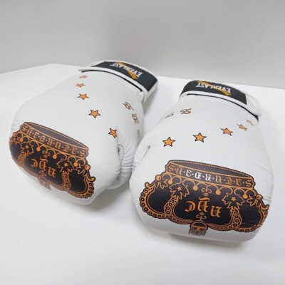 EVERLAST × Saturdays NYC Boxing Gloves 8oz White Magic Tape from
