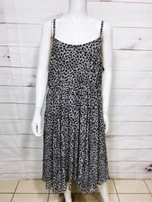 Torrid Womens Dress Size 2 Gray Animal Print w/Straps Lined Pockets Sleeveless
