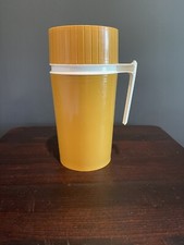 Thermos Vintage Pint Size Mustard Yellow 7202 Made in USA King Seeley Plastic