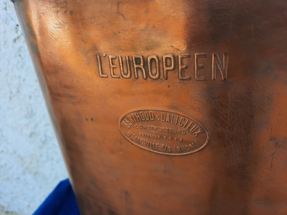 Ancien très beau pulvérisateur à dos en cuivre l'Européen Berthoud - Photo 3/4