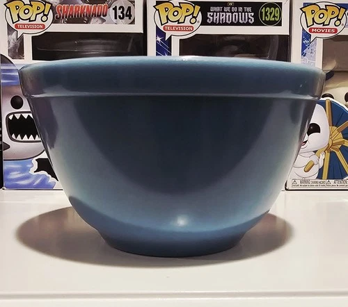 Vintage Pyrex Blue Delphite 401 Bowl - Nice!