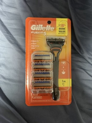 NEW Gillette Fusion 5 Shaving Bundle 1 Razor Handle 5 Cartridges - BLACK