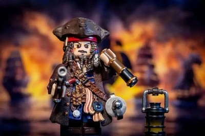 Brand New Liberty Brick Captain Jack Sparrow V2 Pirates of the Caribbean