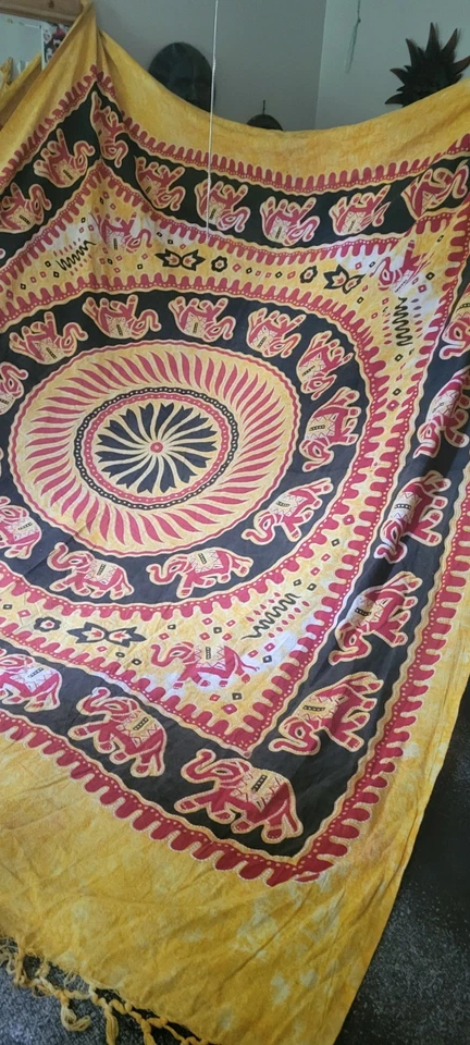 Tie Dye Elephants Mandala Red Brown Wall Hanging Art - Image 4 of 4