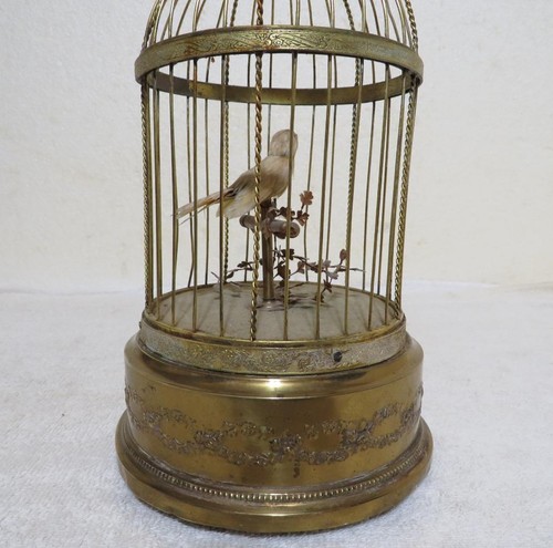 Vintage French Singing Bird Automaton in Cage Music Box Made in France as-is - Picture 11 of 11