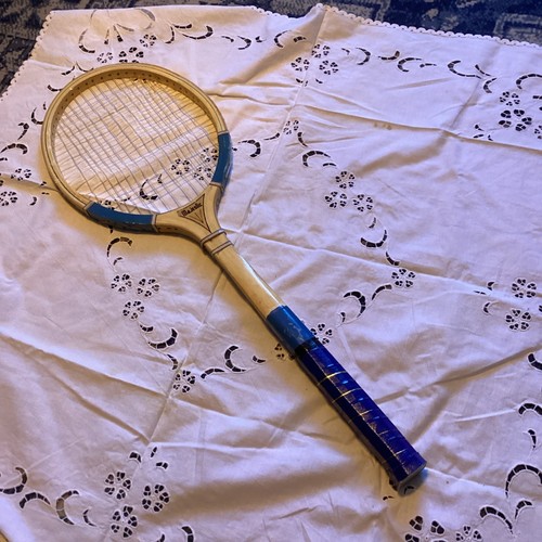 Vintage New Old Stock Majestic Wooden Tennis Racket - Picture 9 of 9