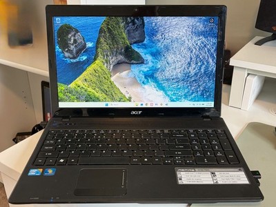 Acer Aspire 5742 Laptop Intel Core i5 processor with Windows 10 Pro Installed