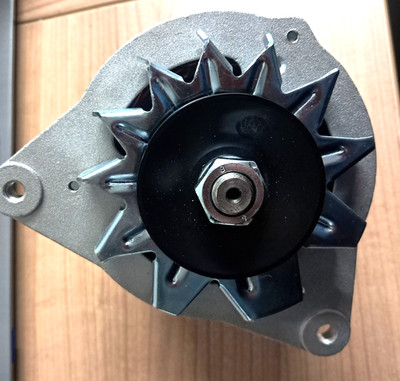 Triumph TR250 TR5 TR6  MGB Ford Lichtmachine 18ACR linksenbau Lucas