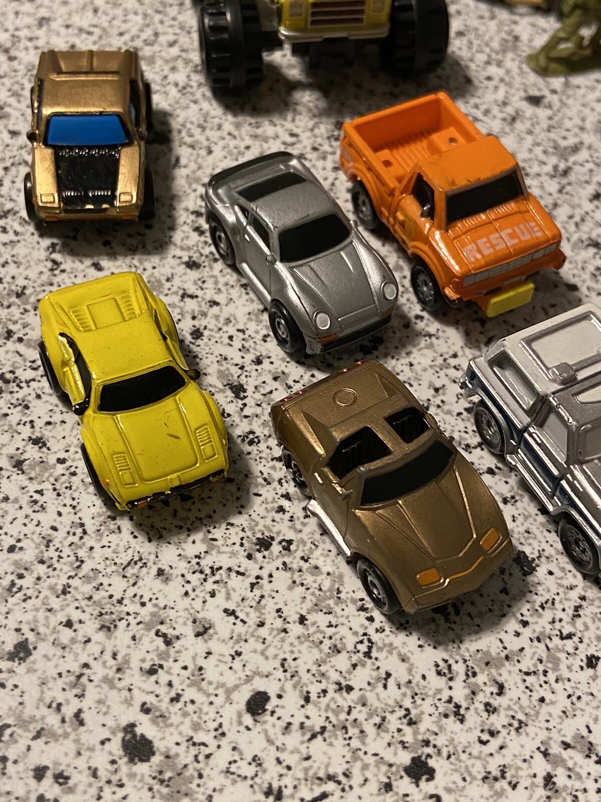 Picture 2 of 8