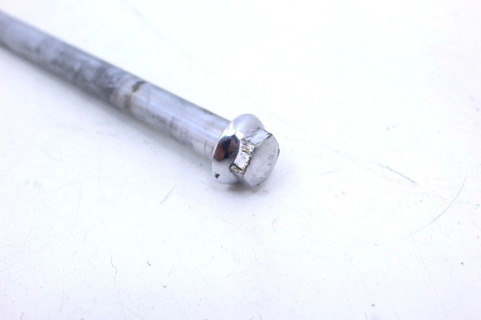 Yamaha Virago 1000 1984 1985 OEM llanta delantera eje pivote perno R7.BX9 Foto 2 de 4