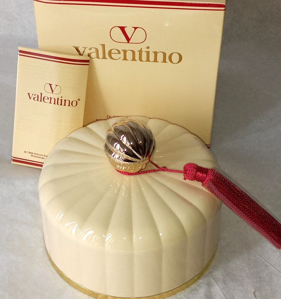 RARO! Polvo perfumado Valentino 1986 de colección 175 g nuevo con caja Foto 3 de 4